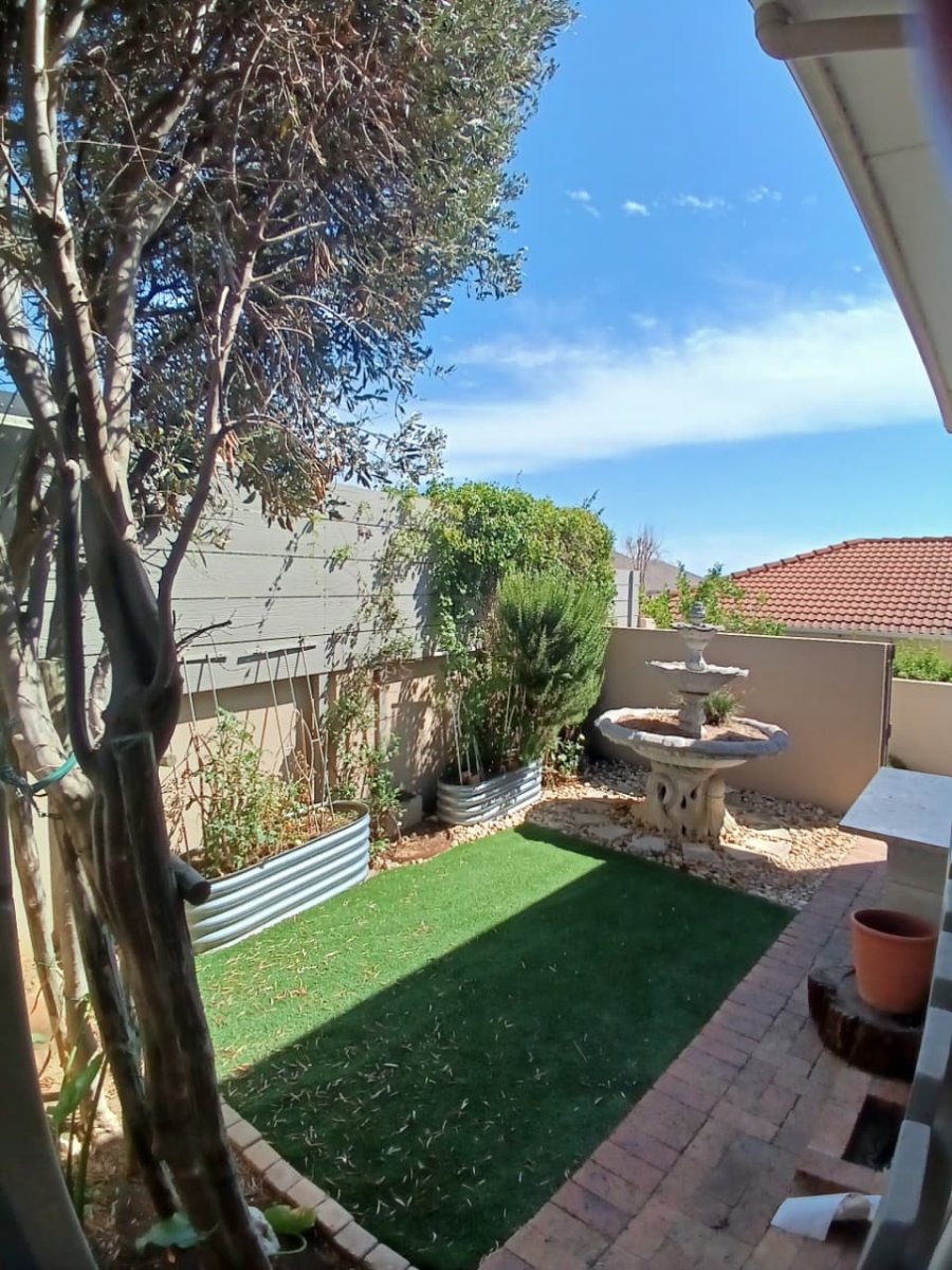 To Let 3 Bedroom Property for Rent in Dennegeur Western Cape